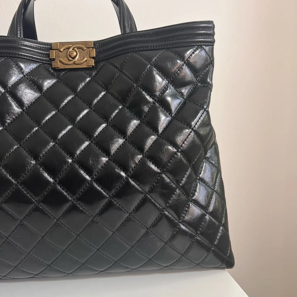 CHANEL Black Quilted Leather Laptop Tote with Gold Chain Strap